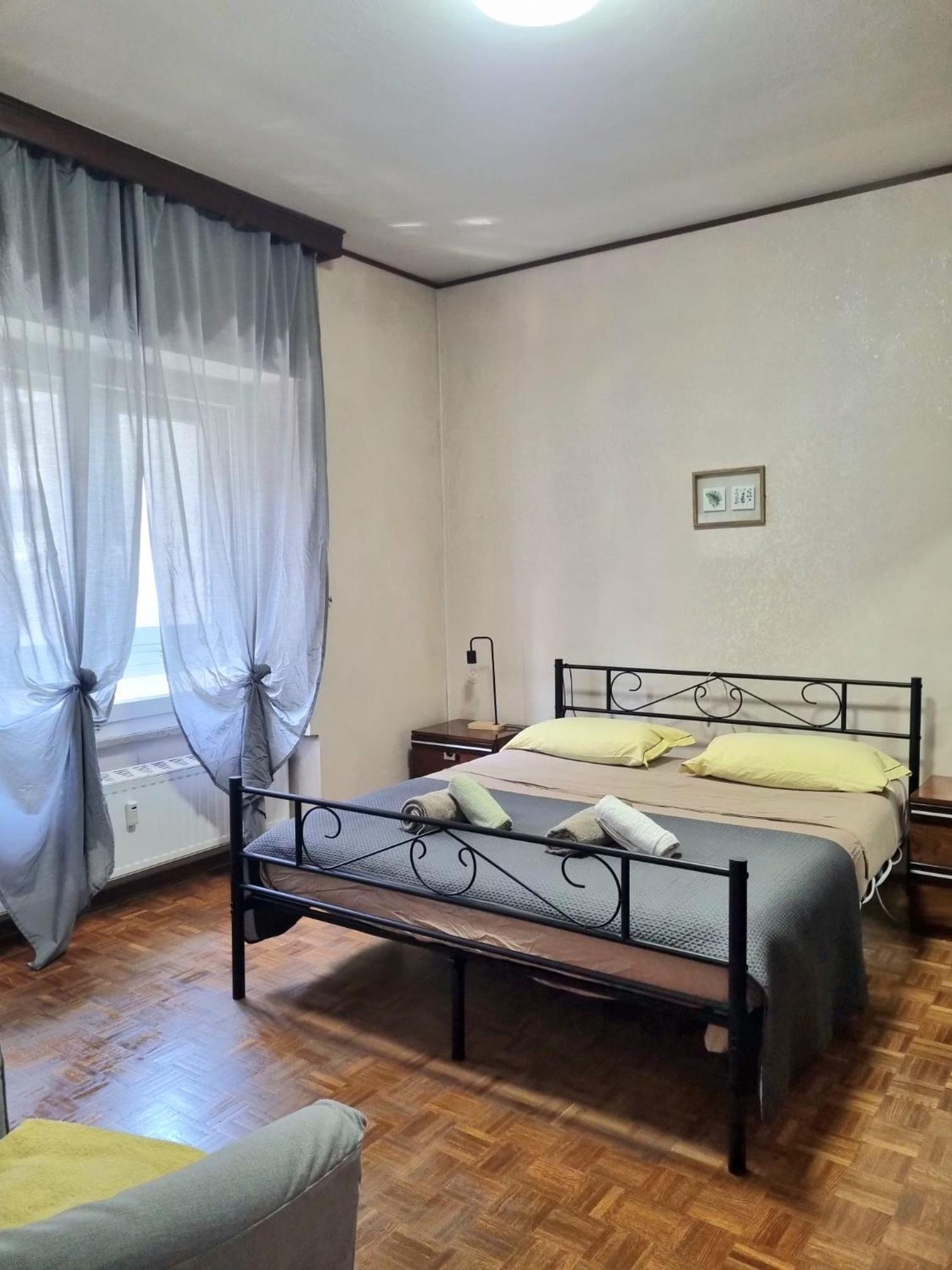 Ultimo Piano Con Parcheggio Apartment ตรีเอสเต ภายนอก รูปภาพ