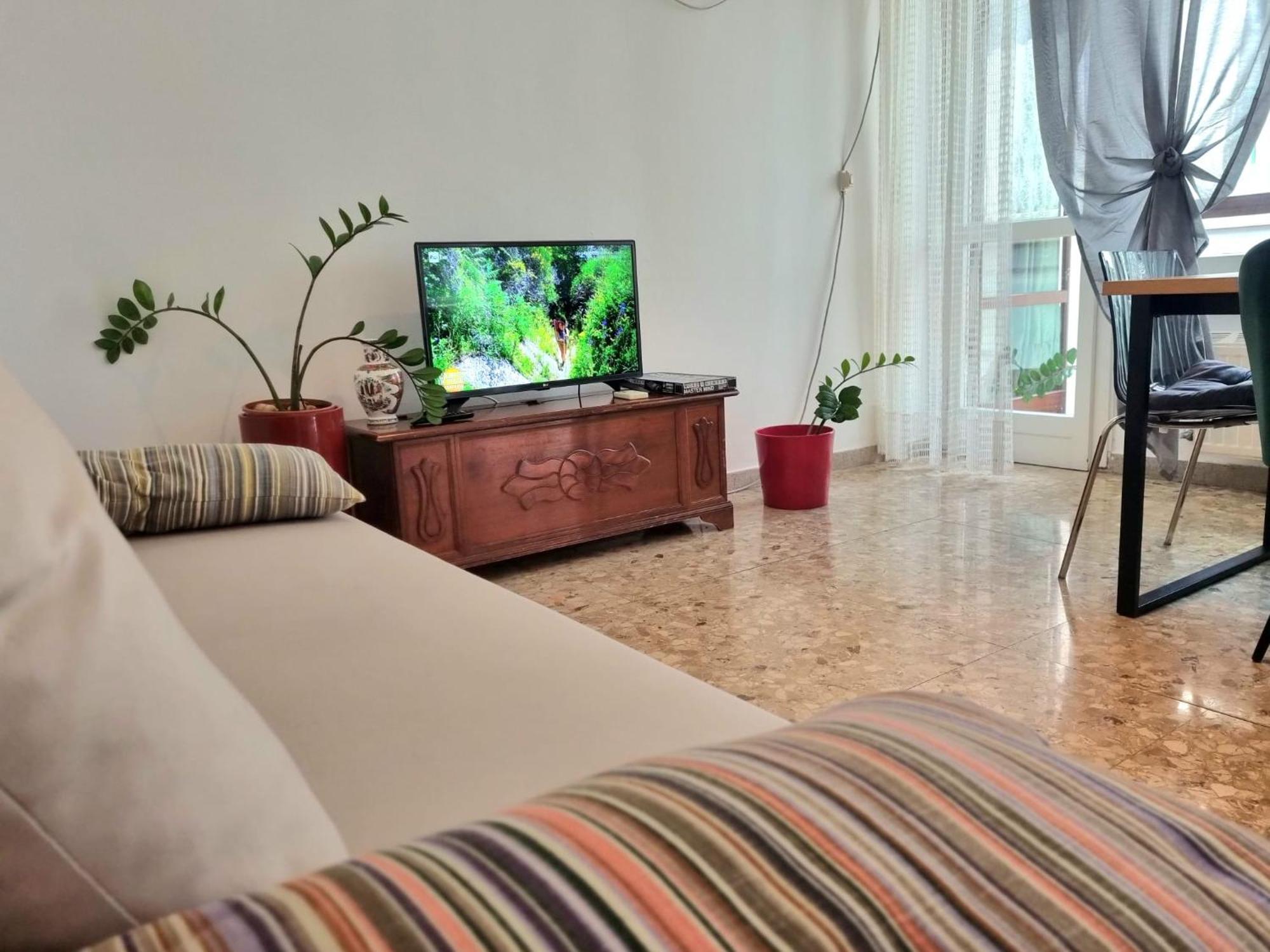 Ultimo Piano Con Parcheggio Apartment ตรีเอสเต ภายนอก รูปภาพ